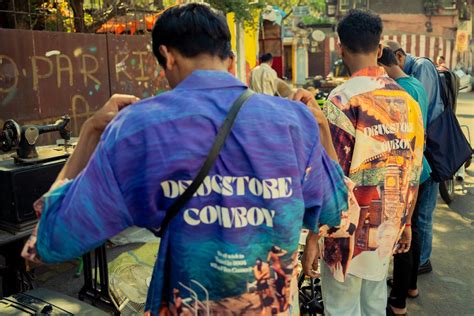 Iskandar, Alimos shirt- Drugstore Cowboy