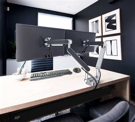 Multi-Screen Computer Setup 的图像结果