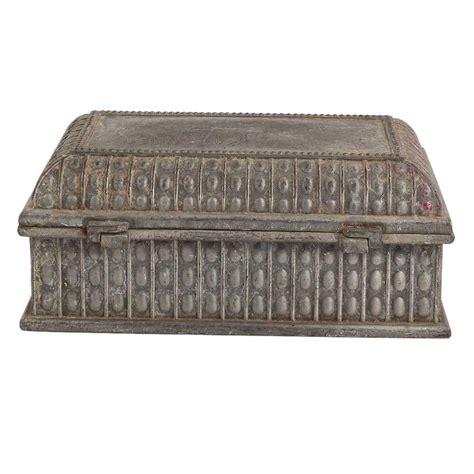 Vintage Rectangular Shape Box In English Art