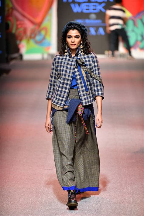 Péro at Lakmé Fashion Week summer/resort 2019 | Vogue India