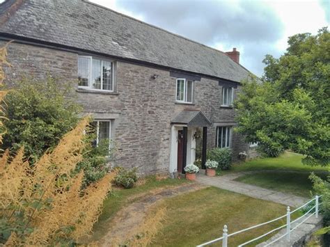HIGHER TREVARTHA FARM (Liskeard) - B&B Reviews & Photos - Tripadvisor