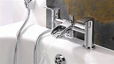 rubinetteria doccia rubinetto miscelatore bagno sopra vasca e doccia a cascata rubinetteria doccia rubinetto miscelatore bagno sopra vasca e doccia a cascata