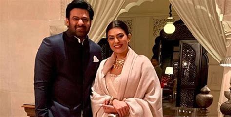 Sushmita Rohmanced Baahubali Prabhas At A Wedding We Wish Someone Casts ...