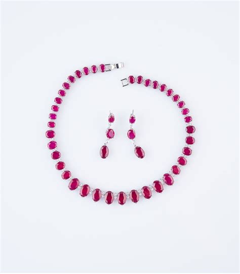 Precious Oval Set – JoolryIndia