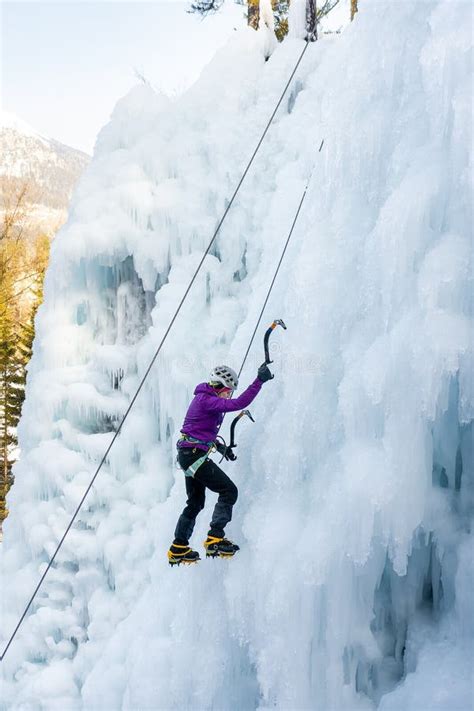 Ice-Climbing 的图像结果