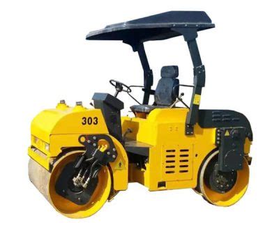 Operating a Compactor Roller 的图像结果