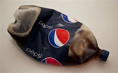 Tired of Flat Soda? Use This Trick to Keep Two-Liter Bottles of Soda Fizzy Longer « Food Hacks ...