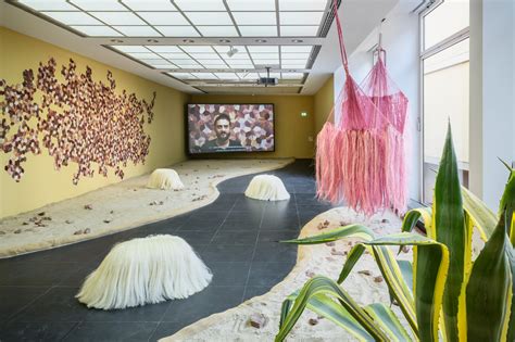 Bending the Curve at Frankfurter Kunstverein Frankfurt - Artmap.com