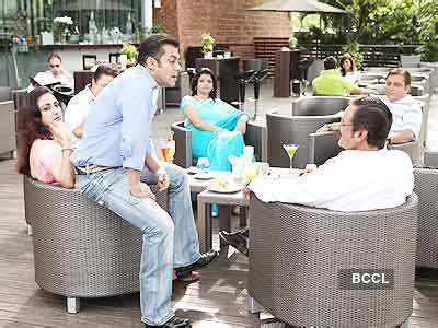 Salman Khan in a still from the movie 'Ready'
