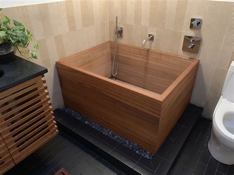 Red Cedar Kyoto Ofuro Soaking Tub - Zen Bathworks