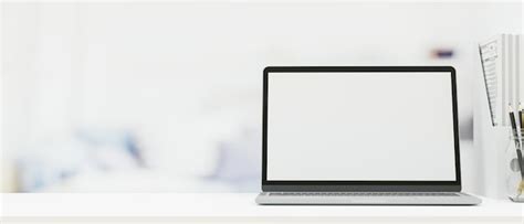 Mobile Phone On Table 的图像结果