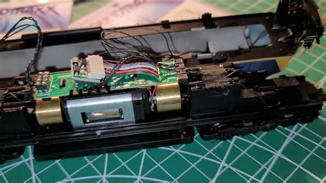 Image result for Athearn Genesis FP7 Tsunami Sound Decoder Install Kit