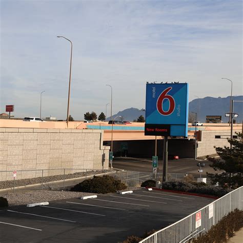 MOTEL 6-ALBUQUERQUE, NM - MIDTOWN - Motel Reviews, Photos, Rate ...