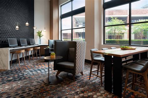 M Club Lounge | Seattle Marriott Redmond | Marriott Bonvoy - Home page