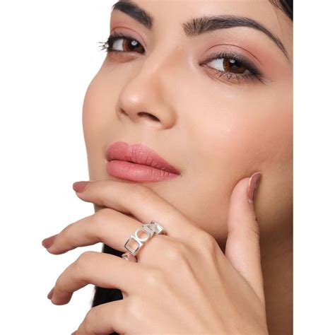 Buy Mitali Jain Ludic Silver Modern Statement Ring Online