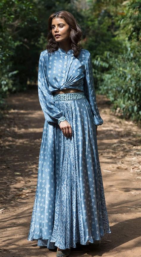 Sale Upto 50% OFF on Designer Ethnic Women Wear – Basanti Kapde aur Koffee