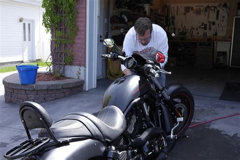 10 Signs you’re living the Biker Lifestyle – trip machine company