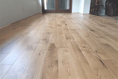 Oak Flooring (Natural) - 5" Wide Solid White Oak – Easiklip Floors