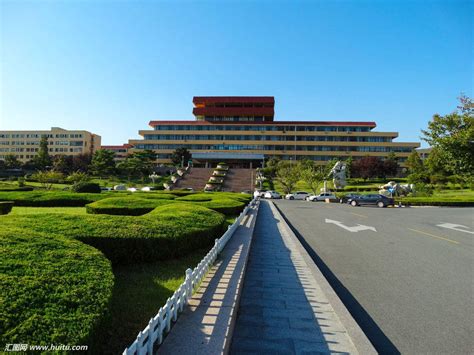 青岛大学LOGO-青岛大学MBA教育中心