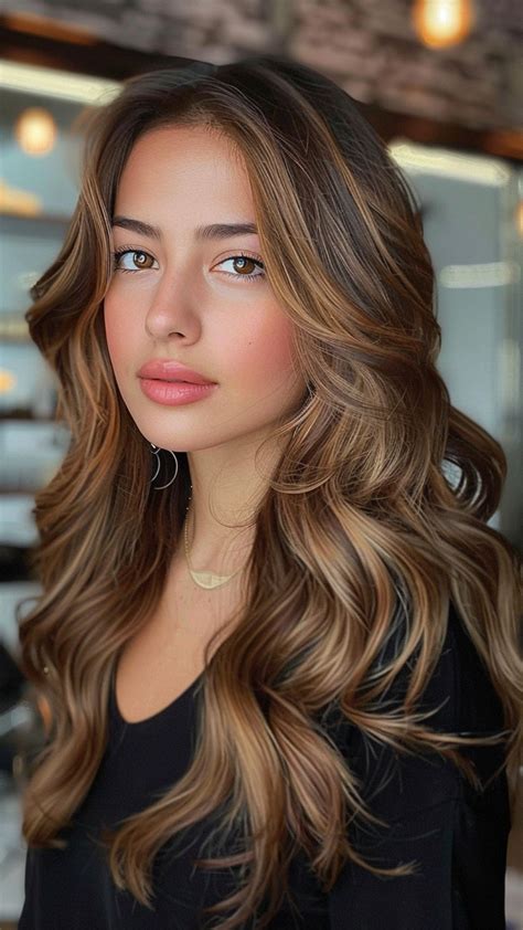 25 Dark Brown Hair Color Ideas with a Touch of Spice | Peinados, Color ...