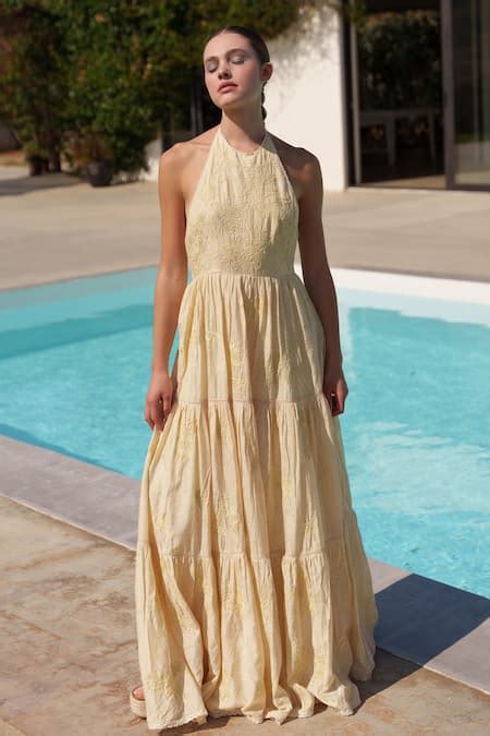 Shruti Sancheti | Designer Sarees, Gowns, Lehengas | Aza Fashions