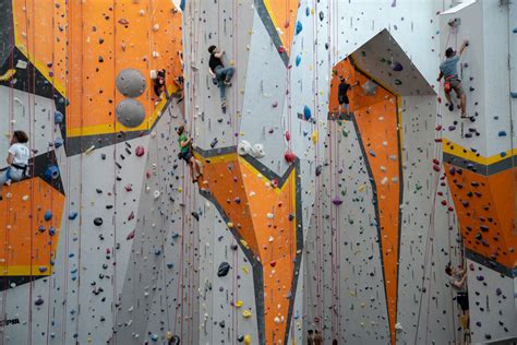 First Ascent Avondale | Climbing, Yoga & Fitness in Chicago