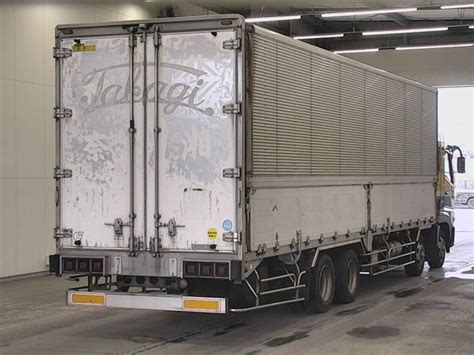 Japanese used Vehicles cars stock for sale at Mumtaz international