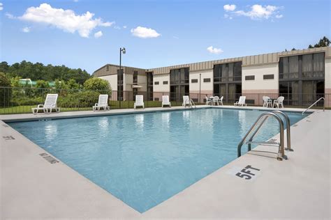 Days Inn by Wyndham Fayetteville-South/I-95 Exit 49 | Fayetteville, NC ...