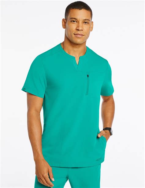 Jaanuu | Men's 3-Pocket Crew Neck Top - S / Surgical Green | Medical ...
