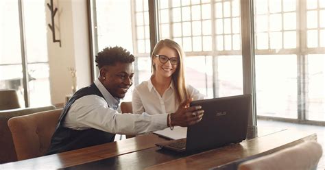 Examples of Competency Based Interview Questions for Financial Advisor UK 的图像结果