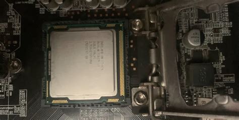 Installing Core Processor into Gaming Computer 的图像结果
