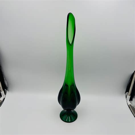Vintage Viking Glass Epic 6-Petal Evergreen Emerald Green Swung Vase 16 ...