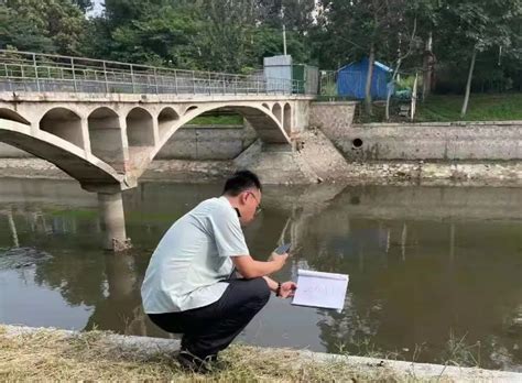 宣城一企业偷排废水，河道现大量死鱼！