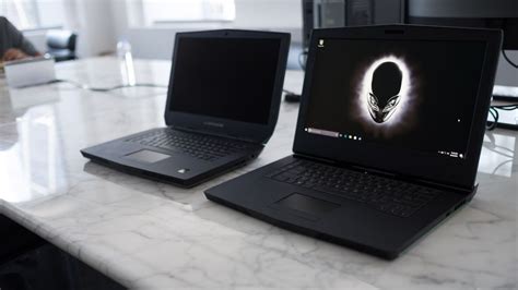 Alienware VR Laptops 的图像结果