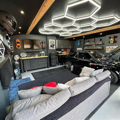 28 Garage Man Cave Ideas for Ultimate Comfort & Style | Transform Your ...