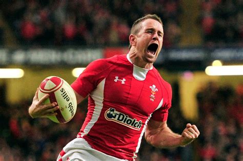 Rugby legend defies belief with ridiculous Ironman performance at 48