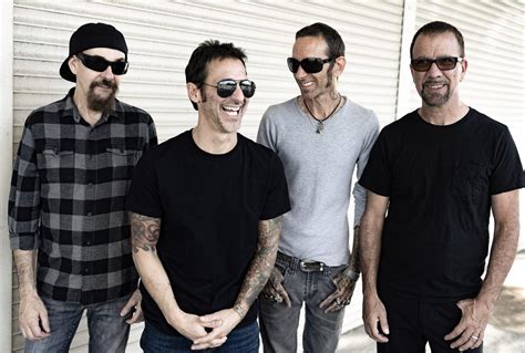Noticias | Godsmack lanzó su increíble álbum de estudio "Lighting Up ...