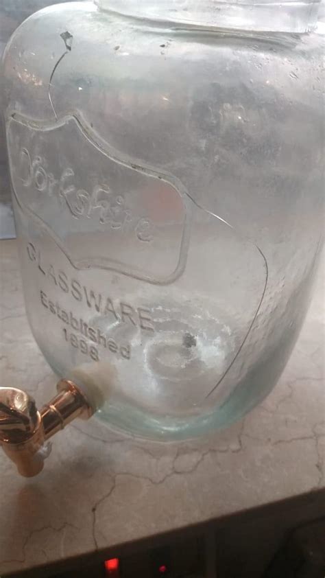 SkyKey Glass Stand with Juice and Water Beverage Dispenser Glasses ...