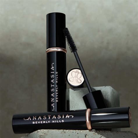 11 Stylish Friendship Day Gifts For Your Besties | Femina.in