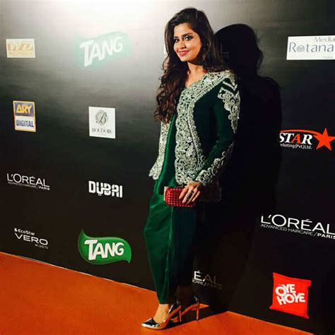 ARY Film Awards 2016: Red Carpet | ARY Film Awards 2016: Red Carpet ...