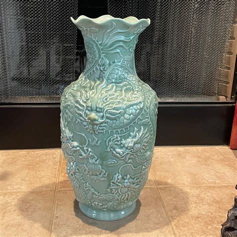 Vintage Celadon Green LARGE Asian Floor Vase Very Ornate Dragons - Etsy