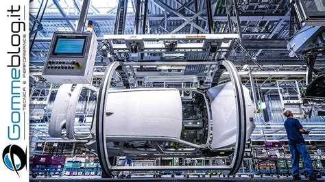 Car Assembly Line Process 的图像结果