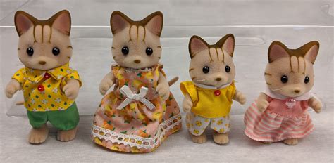 Calico Critters Cats – Fakie Spaceman