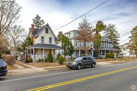 Riverton, NJ City Guide | About Living in Riverton - Homes.com