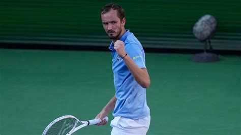Carlos Alcaraz's unbeaten run ends in Indian Wells semi-final loss to ...