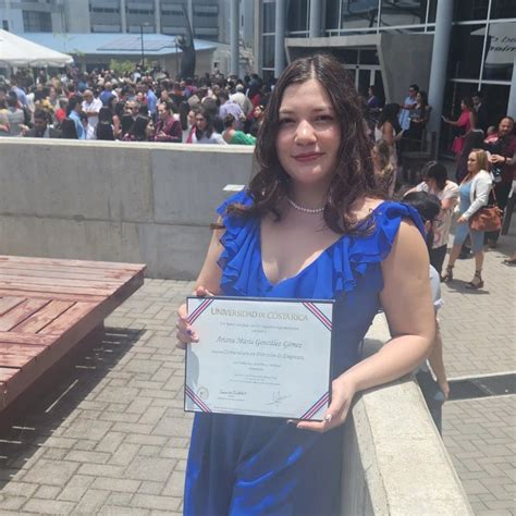 Ariana González Gómez en LinkedIn: #felicidad #graduationceremony #graduationday #accomplished