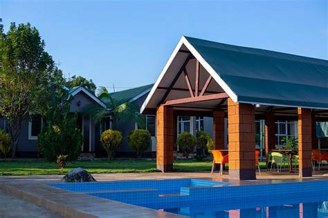 KILIMANJARO SNOW PEAK HOTEL (Himo) - Hotel Reviews, Photos, Rate ...