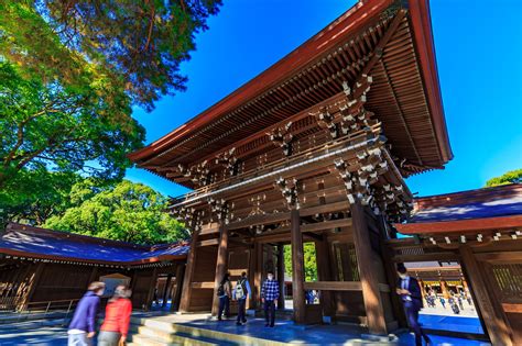 15 Most Sacred and Beautiful Shinto Shrines to Visit Across Japan