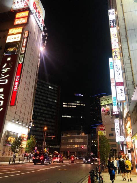 【携程攻略】东京秋叶原景点,秋叶原出名的有两点，一点是电子商业街，一点当然是宅们的天堂，琳琅…