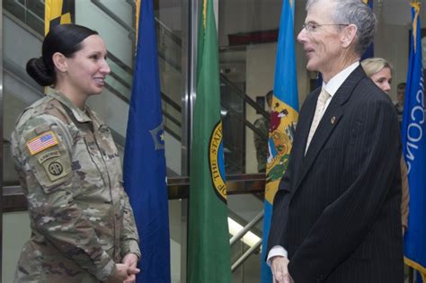 Acting Secretary of the Army visits INSCOM | Article | The United ...